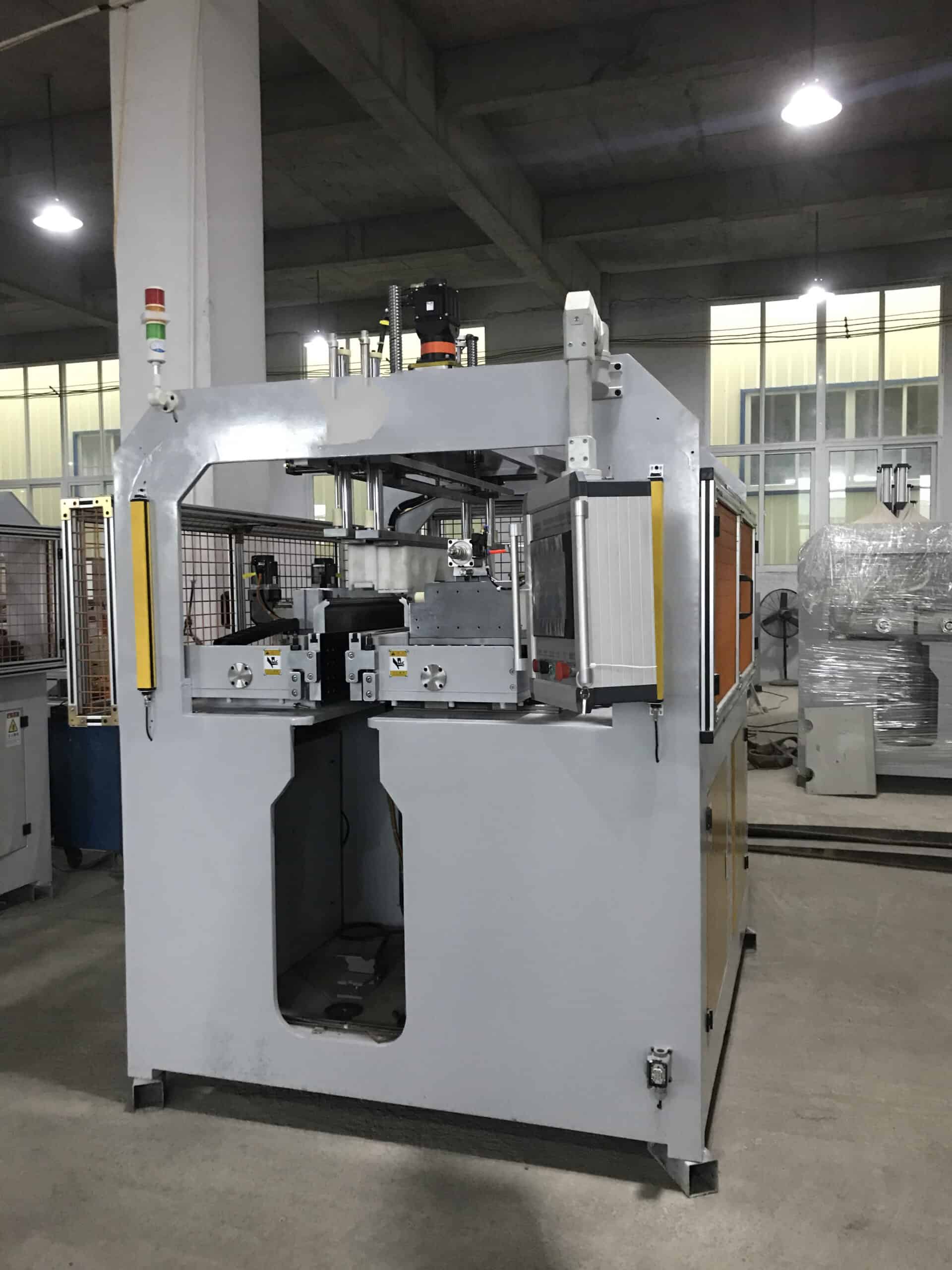 Radiator Clinching Machine
