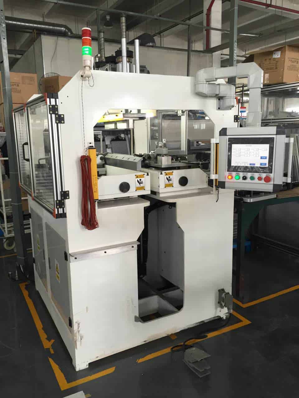 Radiator Crimping Machine