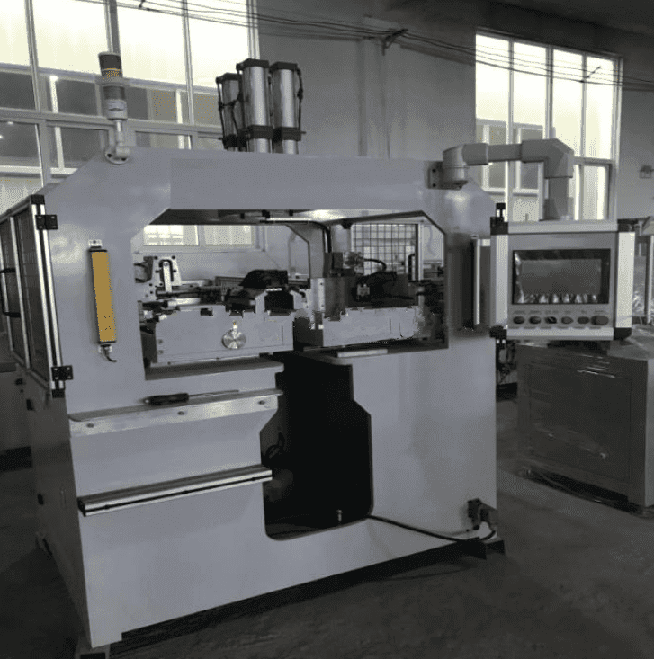 Plastic Tank Clinching Machine